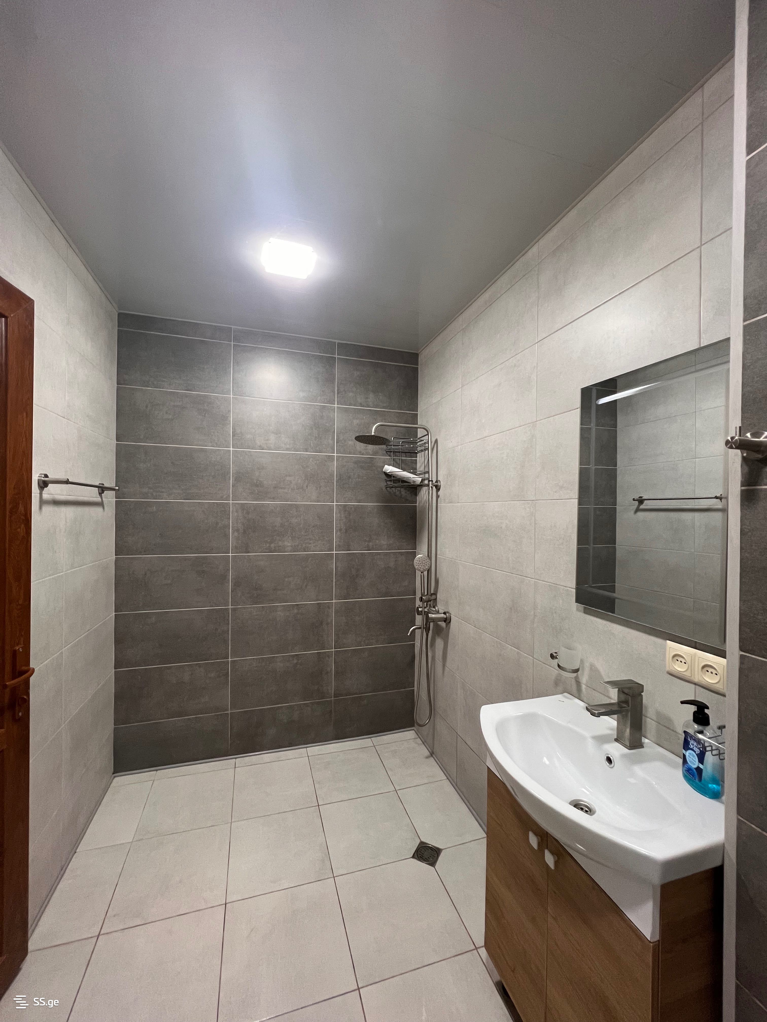 3 Room Flat Daily Rent. Kutaisi view 4