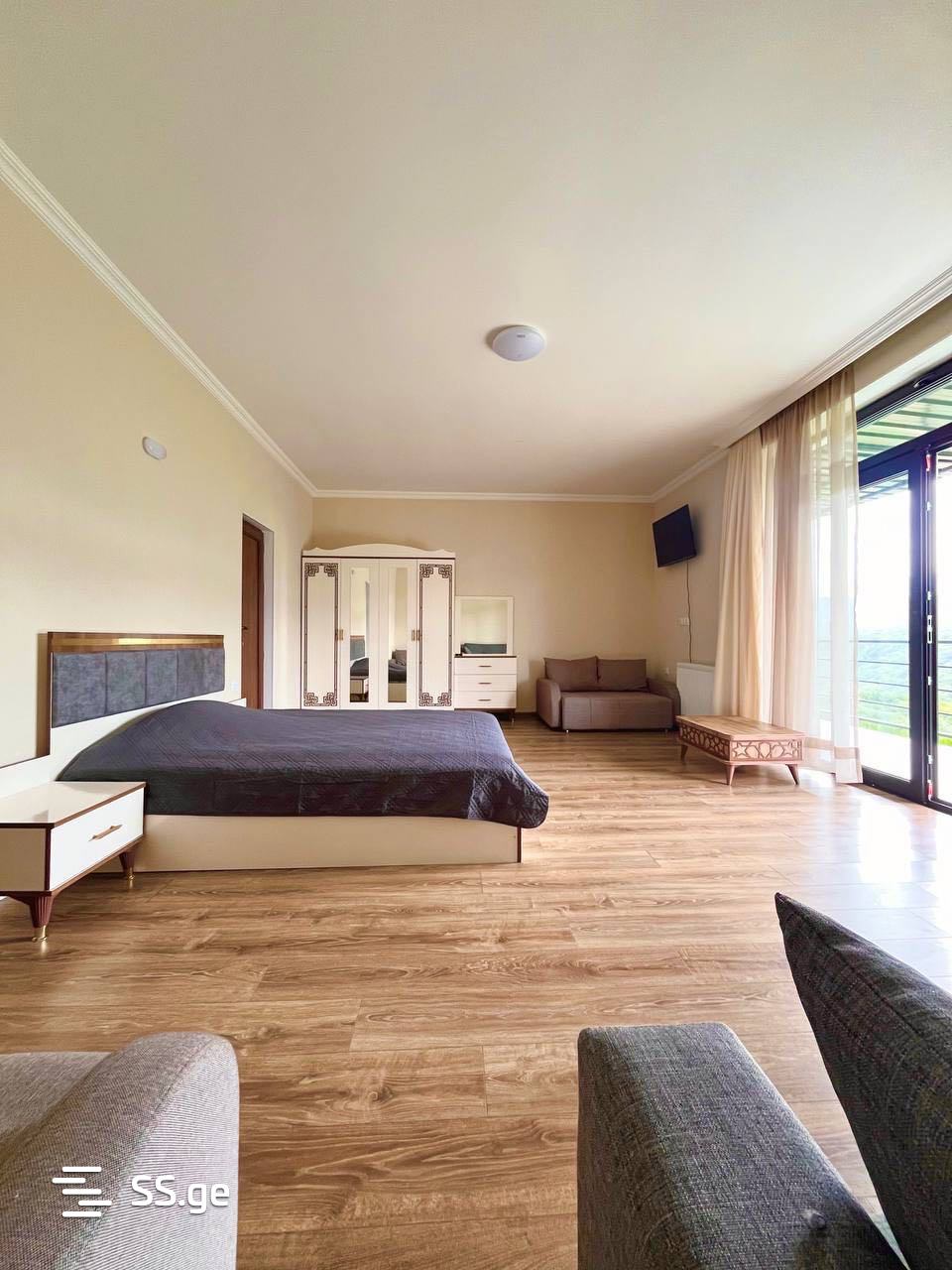 8 Room Hotel For Sale view 5
