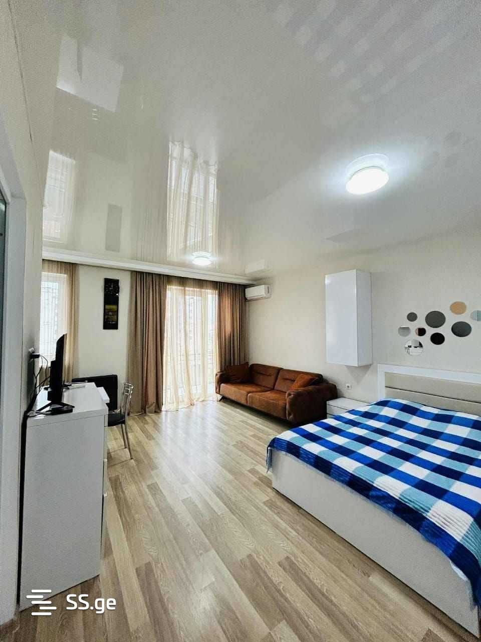 1 Room Flat For Rent. Poti view 1