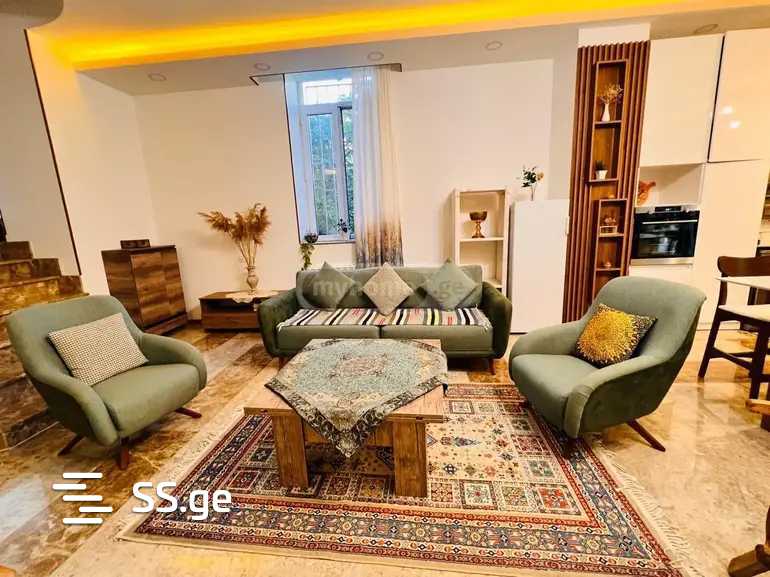 6 Room Private House For Sale, 1 of 4