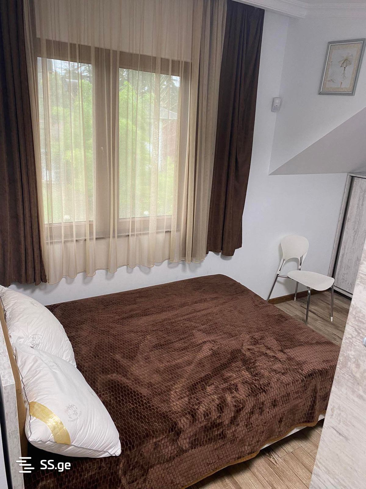 8 Room Hotel For Sale view 2