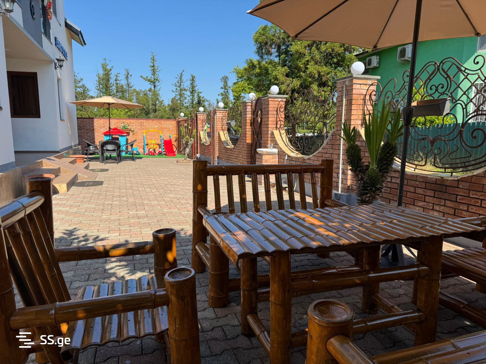 8 Room Hotel For Sale view 1