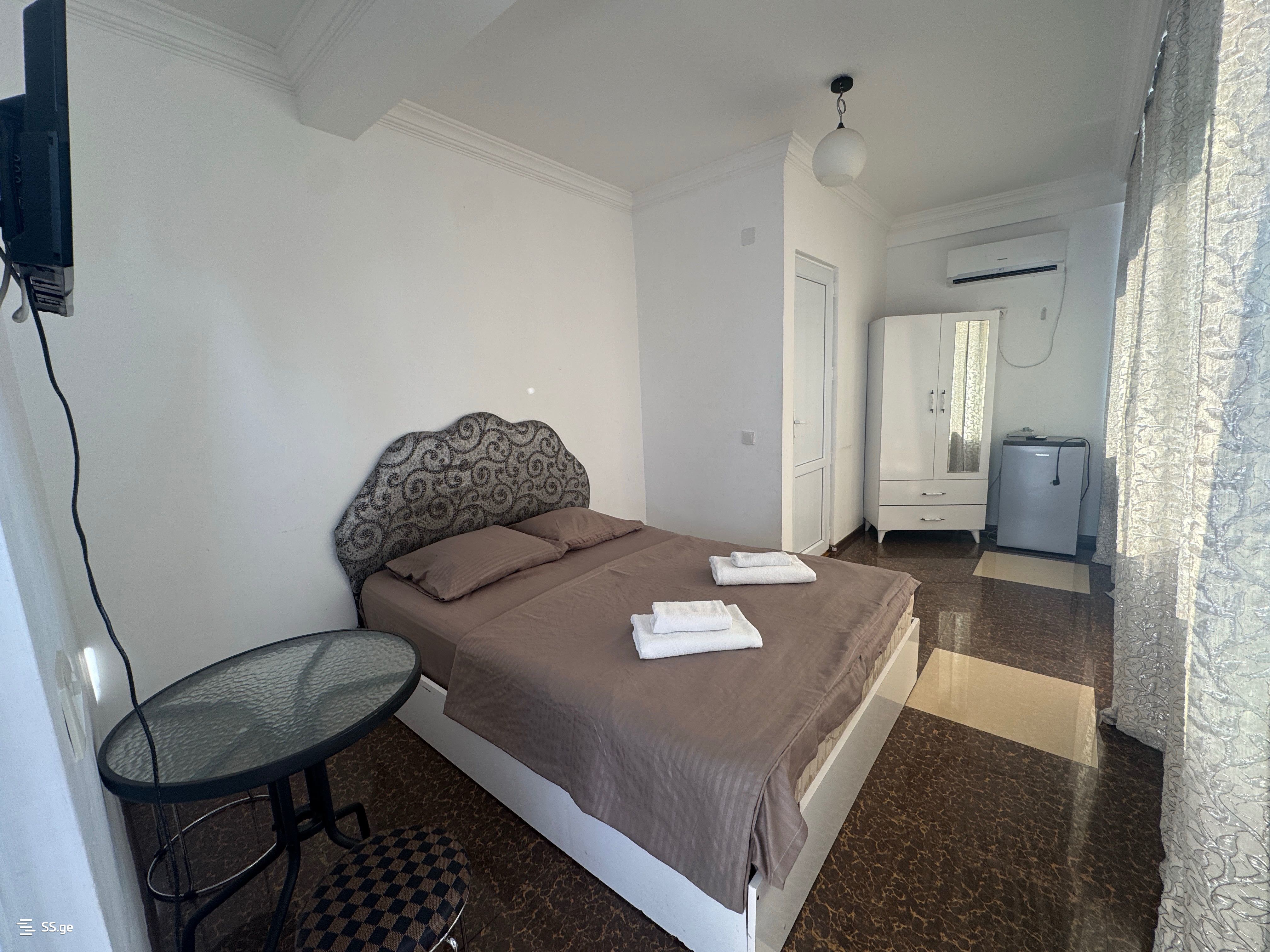 3 Room Private House Daily Rent. Batumi view 2