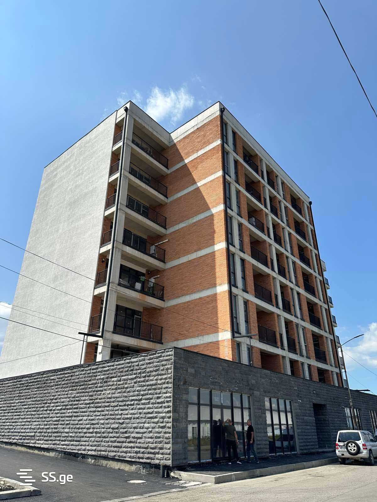 2 Room Flat For Sale, 2 of 4