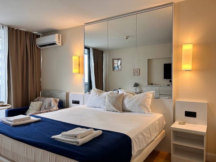 1 room Flat Daily rent. Batumi - picture #1