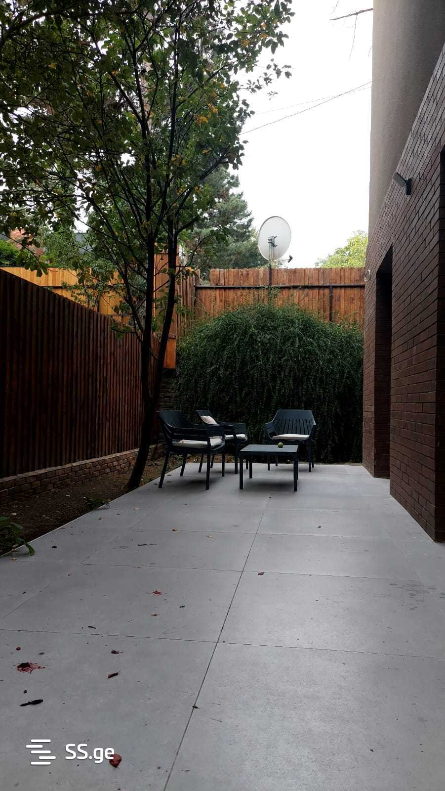 6 Room Summer Cottage For Rent. Tskneti view 1