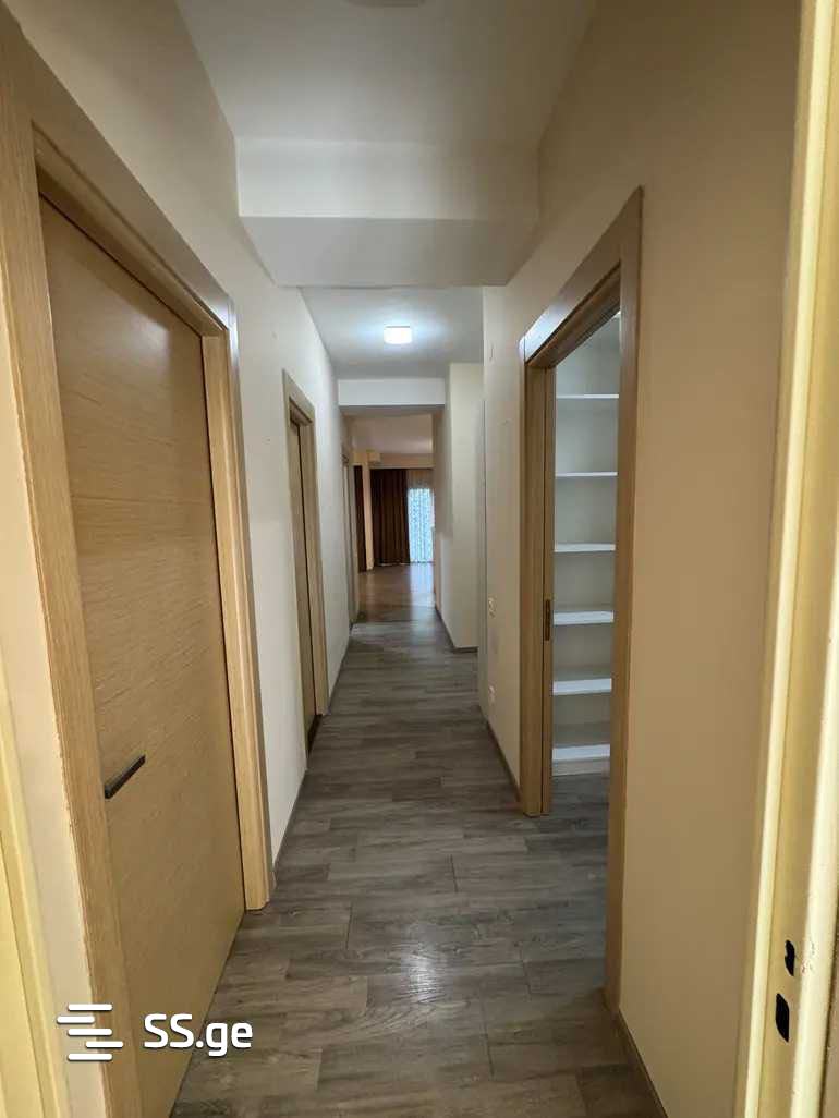 4 room Flat For Sale. Saburtalo - Widok 5