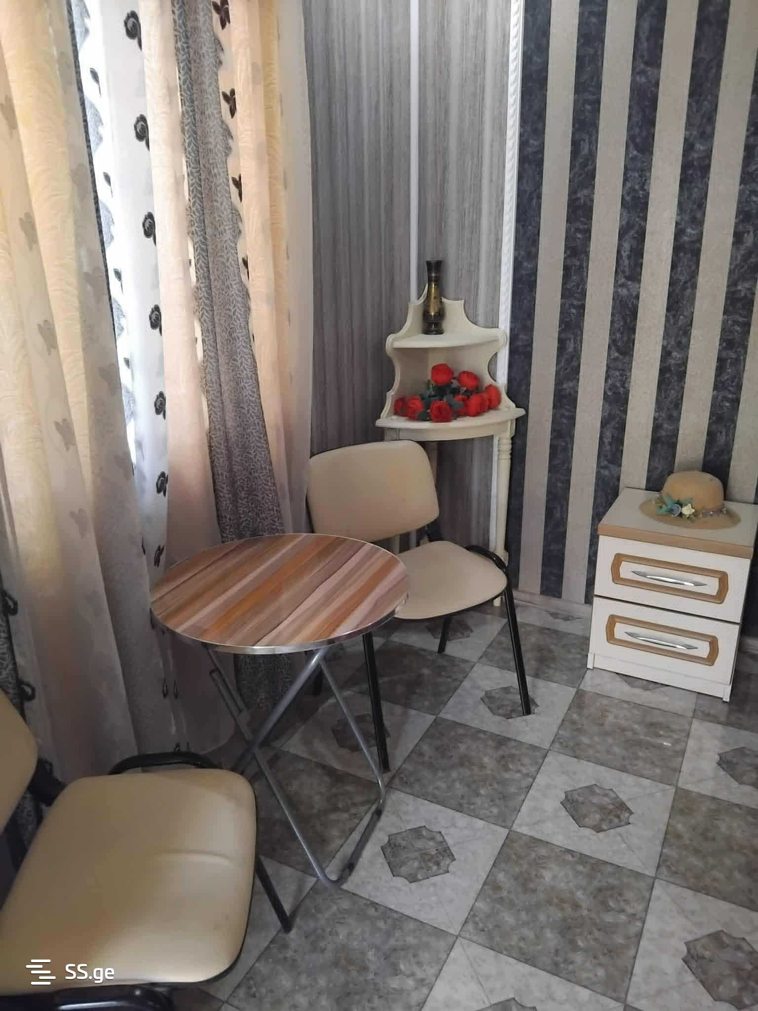 1 Room Private House Daily Rent. Kutaisi, 2 of 3