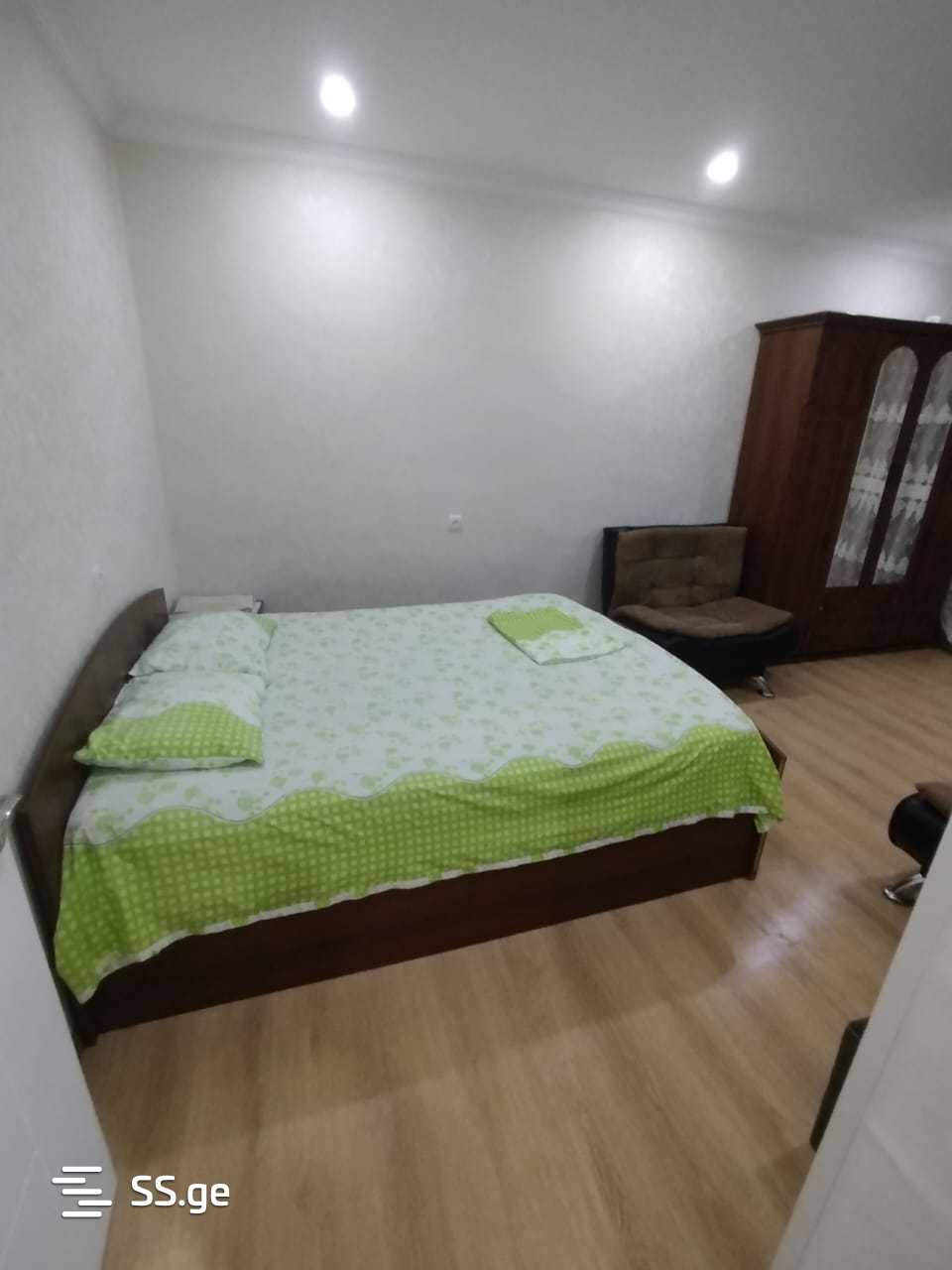 1 Room Flat Daily Rent. Gori view 2