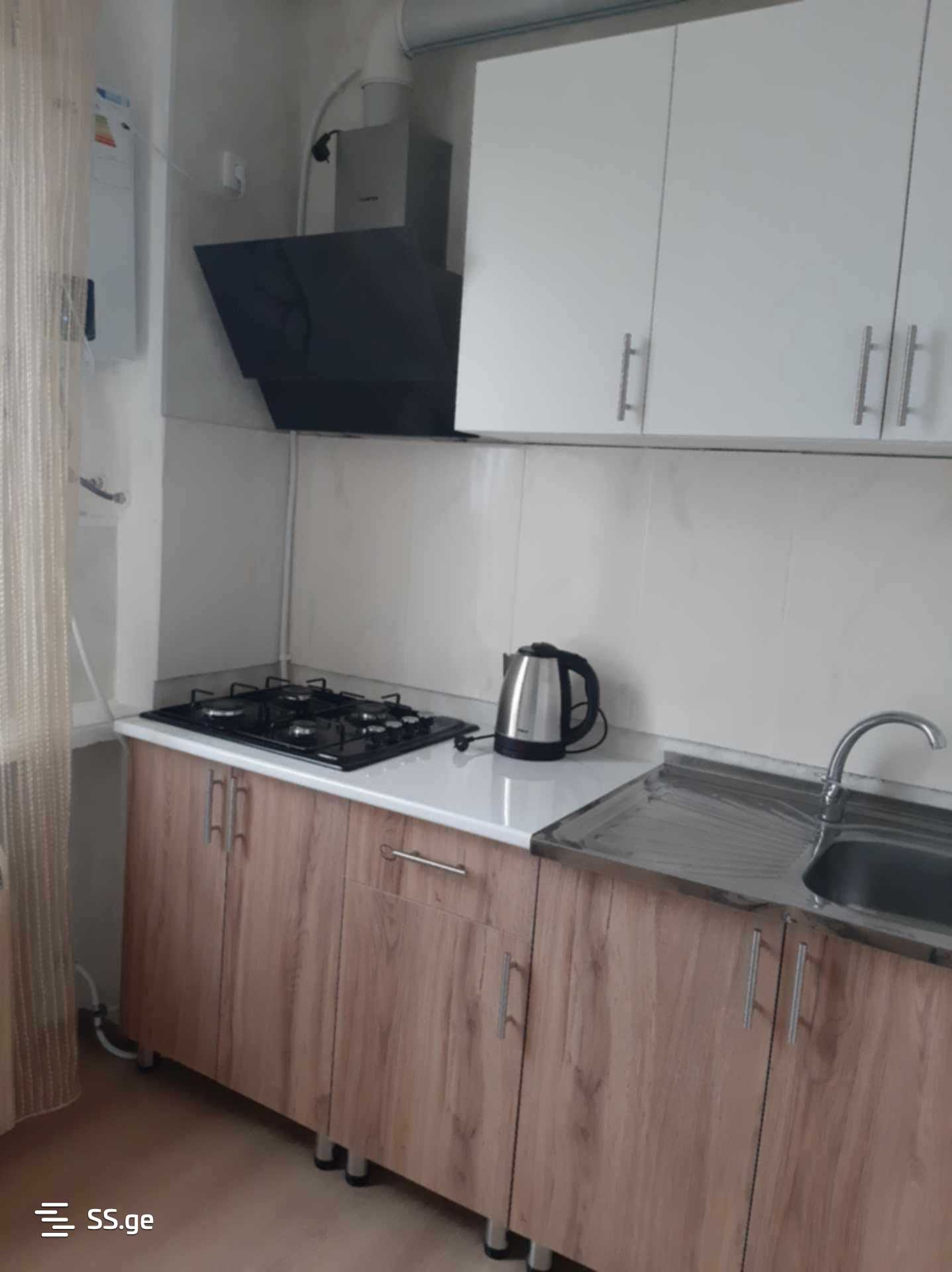 1 Room Flat Daily Rent. Gori view 8