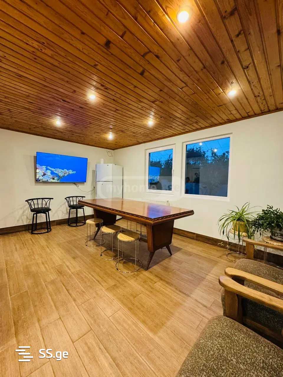 9 Room Private House For Sale view 5