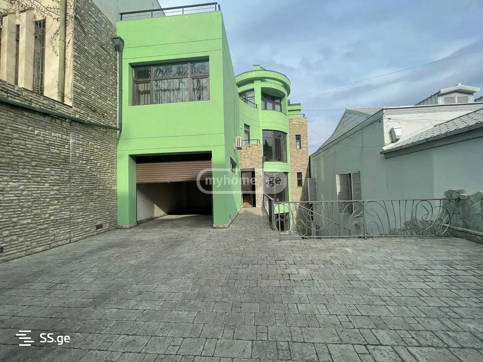 12 Room Private House For Rent. Vake, 2 of 4