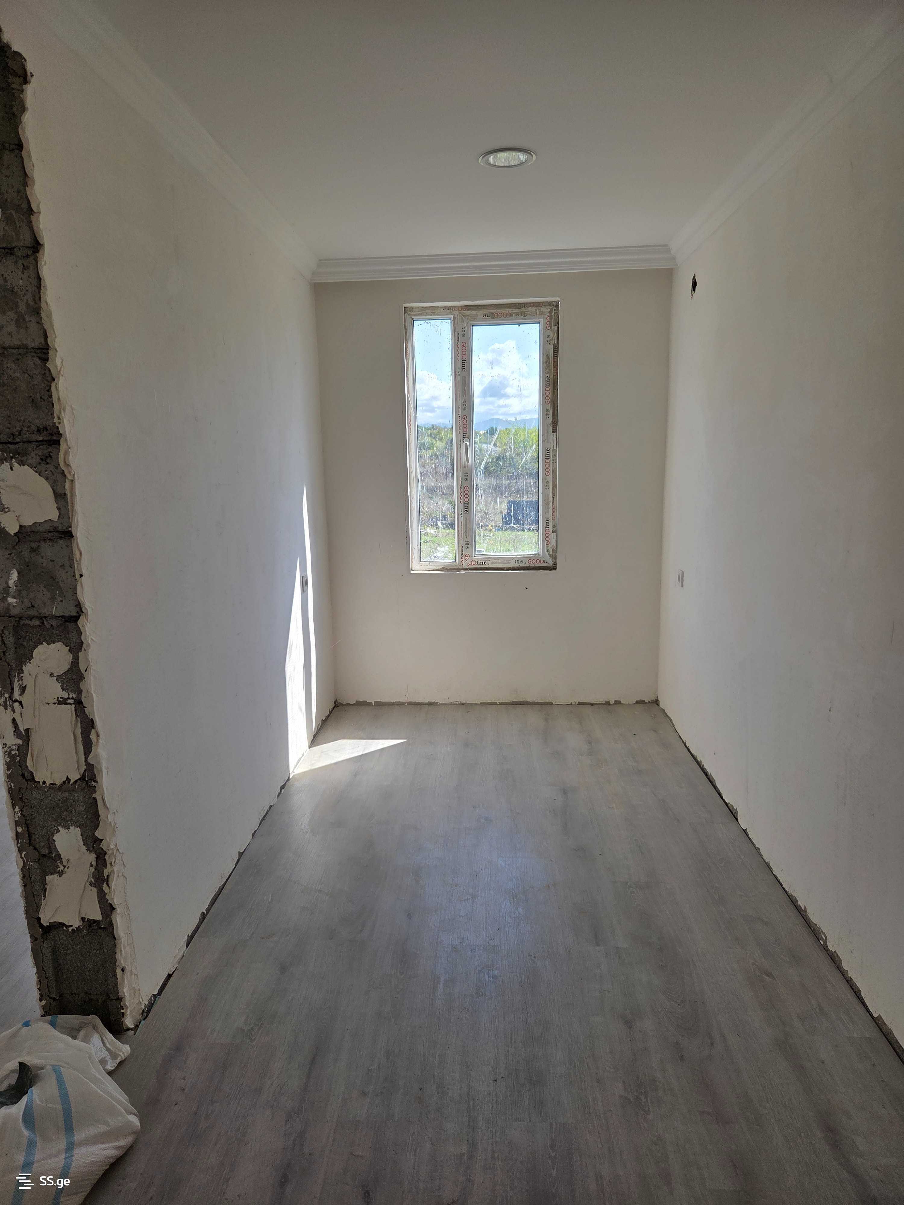 4 Room Private House For Sale view 9