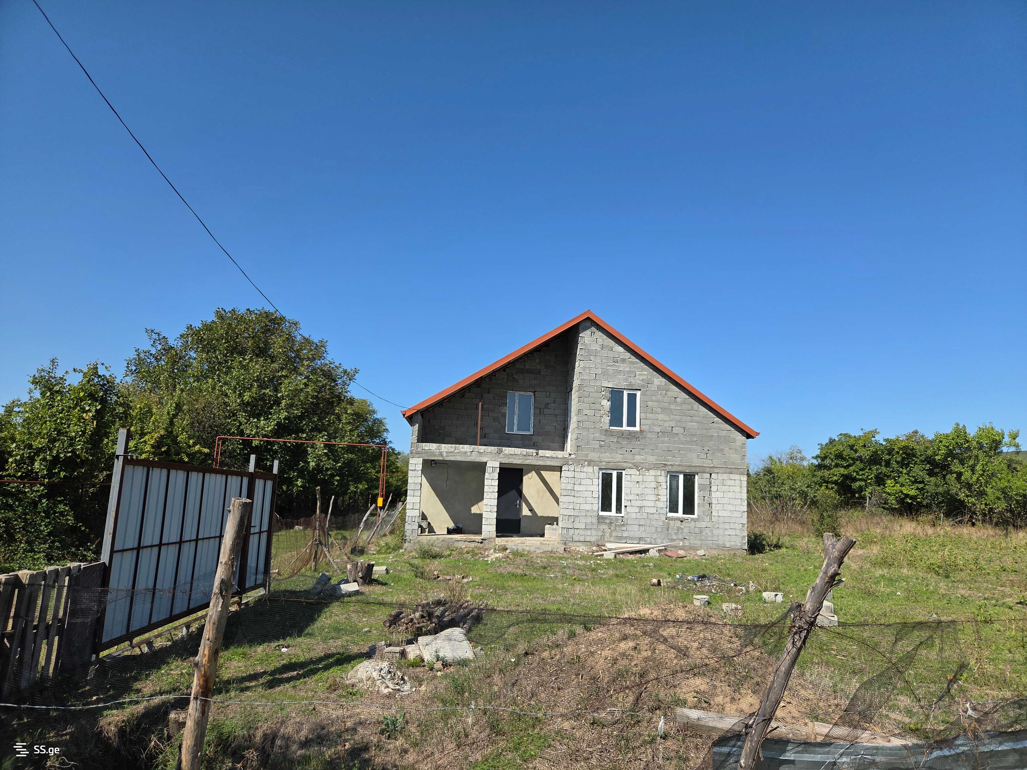 4 Room Private House For Sale view 3