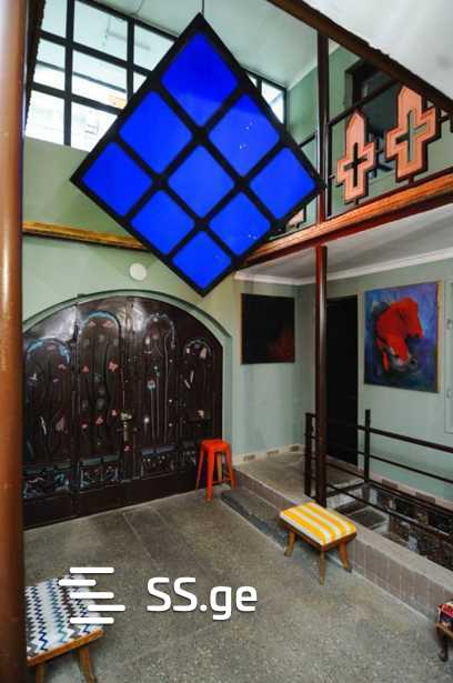10 Room Private House For Rent. Sololaki view 4