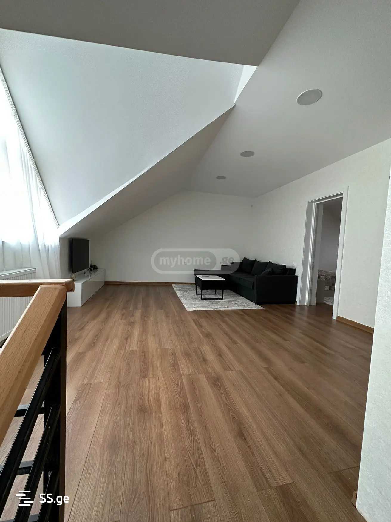 6 Room Private House For Rent. Didi Digomi view 8