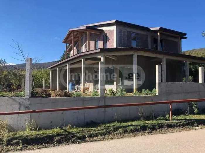 10 room Private House For Sale. Kiketi