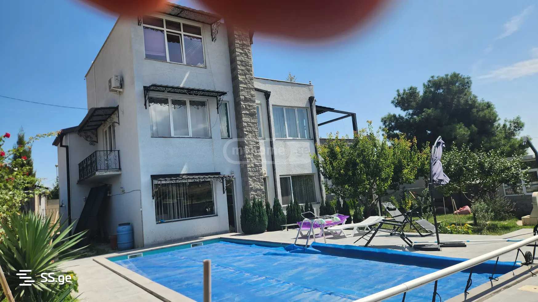 7 Room Private House For Rent. Okrokana view 1
