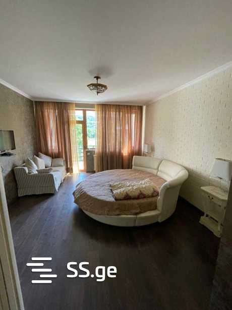 8 Room Private House For Rent. Tsavkisi view 6