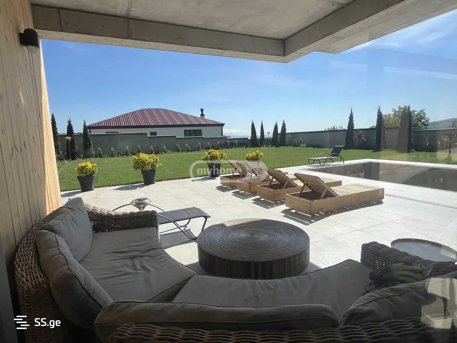 7 Room Private House For Sale view 9