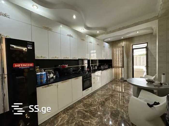 https://static.ss.ge/20250929/3_7e1d1ad5-1a94-4262-8e92-e21e77981bbc_Thumb.jpg