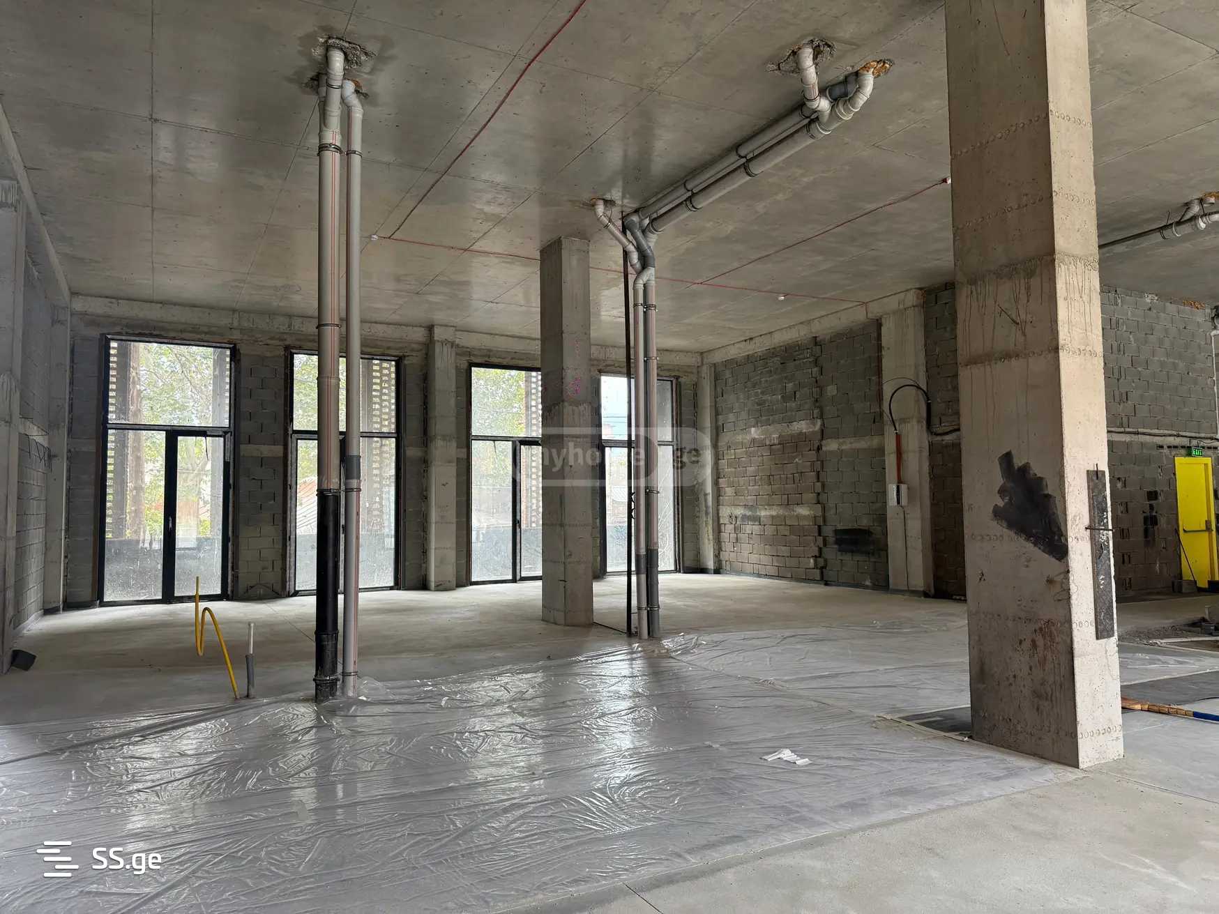Commercial Space For Sale. Avlabari view 3