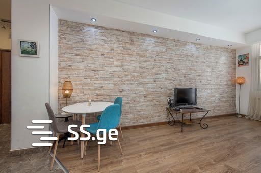 2 Room Flat Daily Rent. Vera view 10