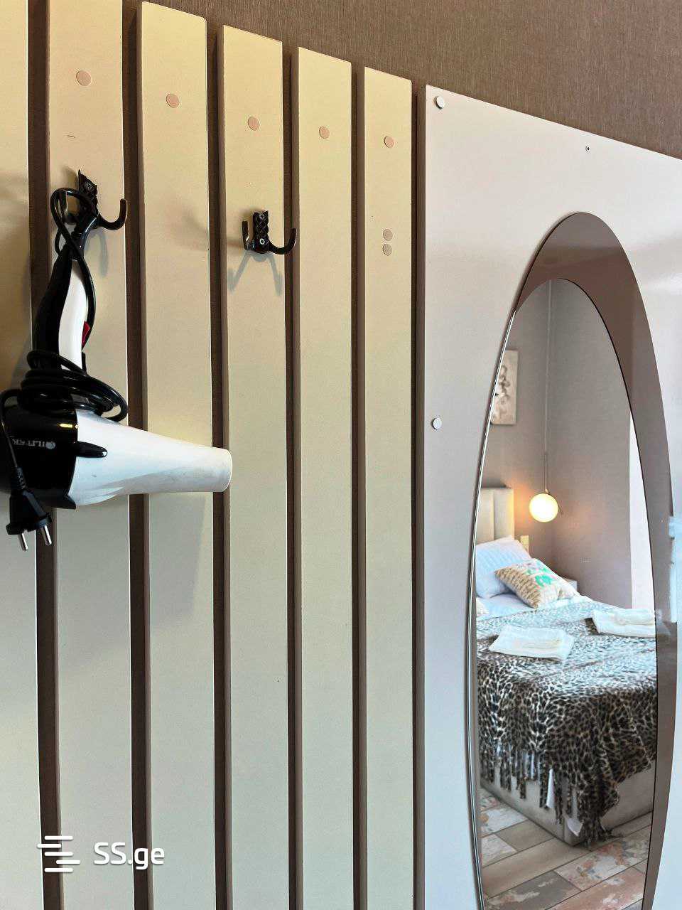 1 Room Flat Daily Rent. Vera view 9
