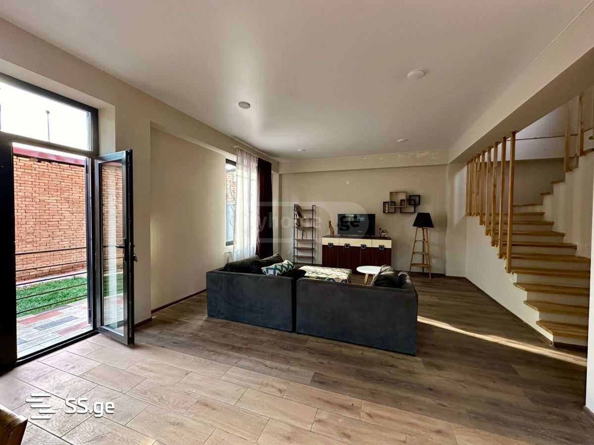 7 Room Private House For Rent. Chugureti view 11