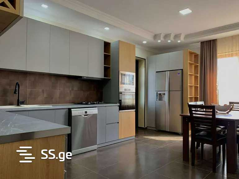 8 Room Private House For Rent. Chugureti, 3 of 4