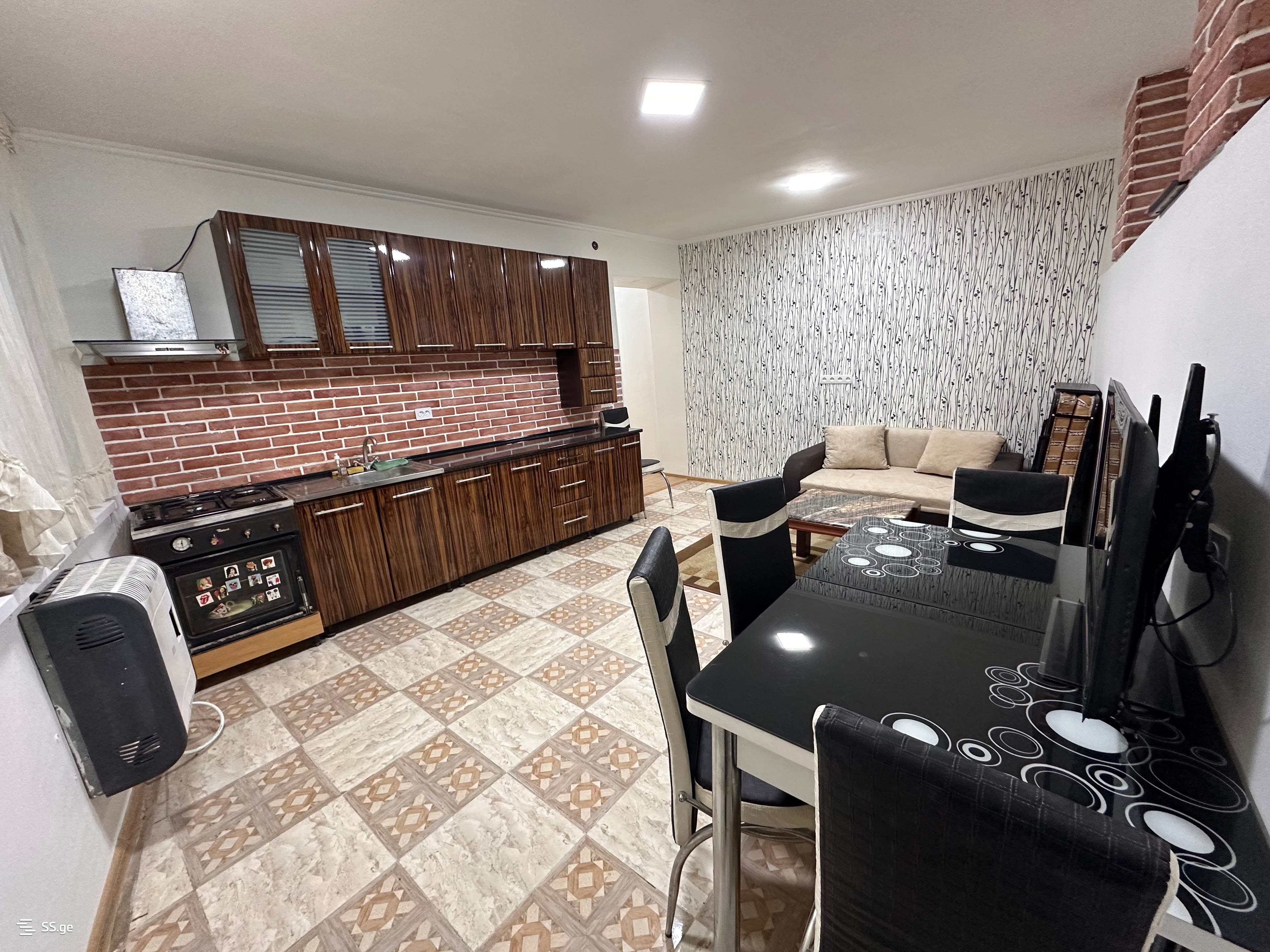 3 Room Private House For Sale view 1