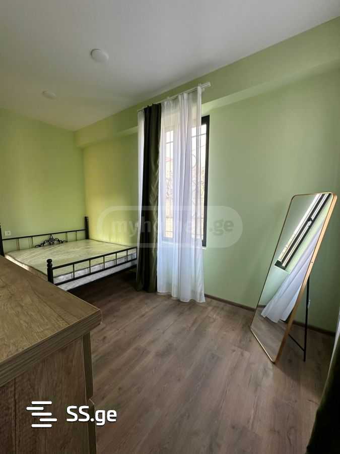 7 Room Private House For Rent. Chugureti view 5
