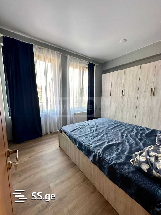 7 Room Private House For Rent. Chugureti view 4
