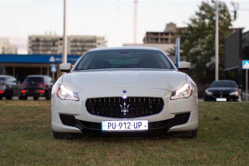 auto similar image