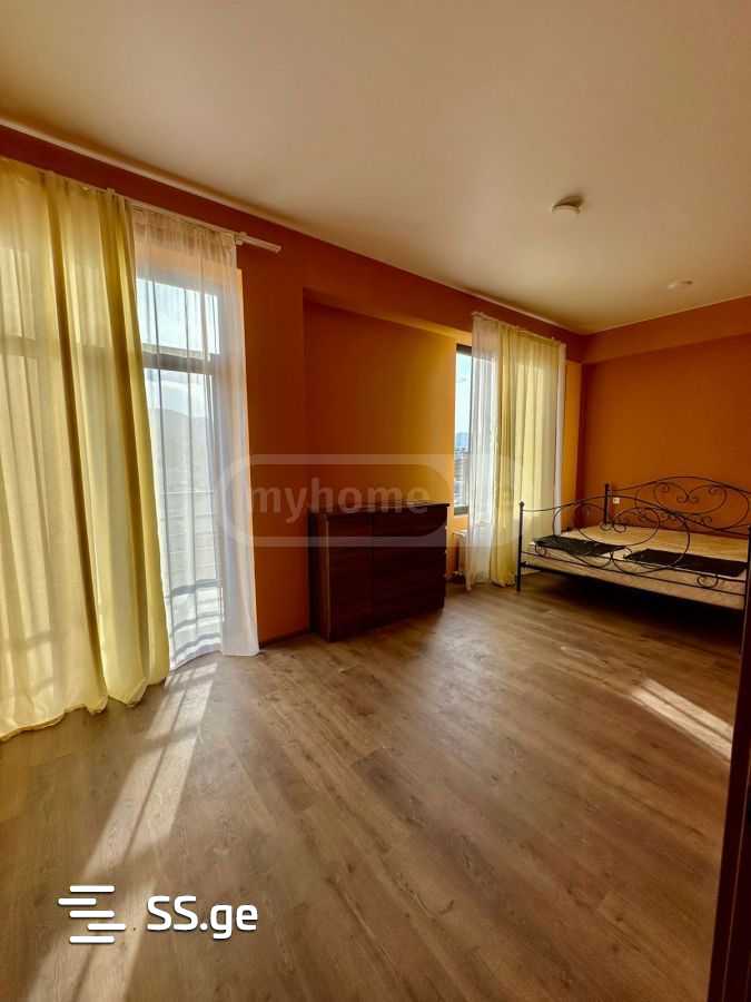 7 Room Private House For Rent. Chugureti view 6