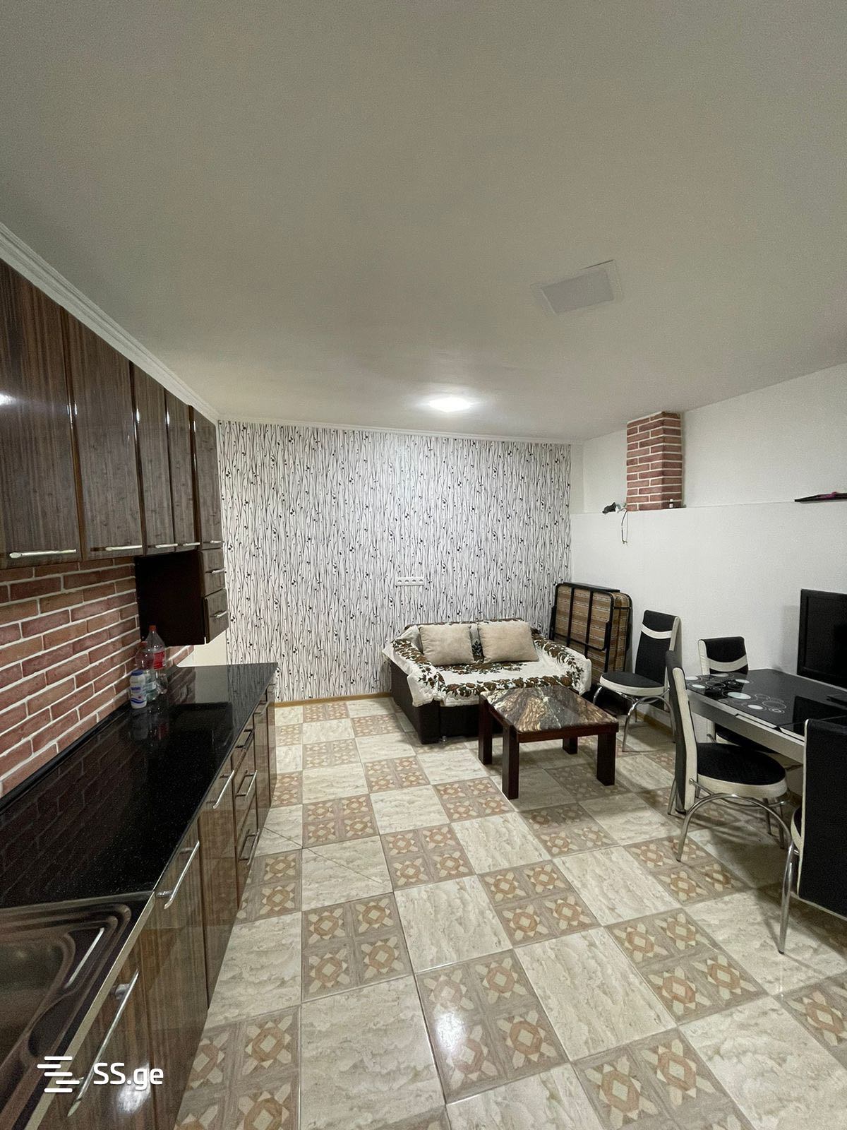 3 Room Private House For Sale view 4
