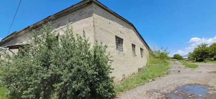 Store-Industrial property For Sale. Akhaltsikhe