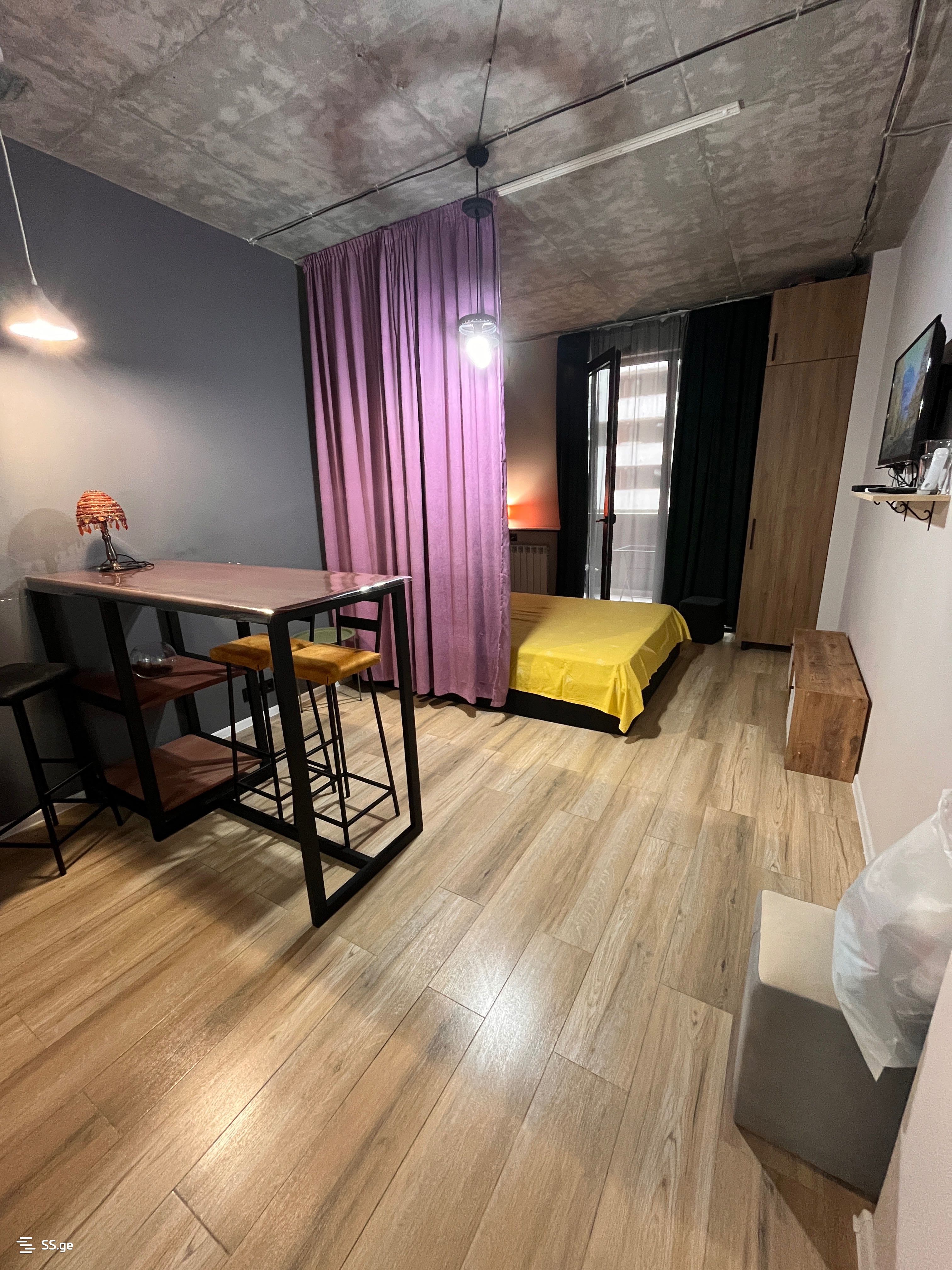1 Room Flat Daily Rent. Didi Digomi view 3