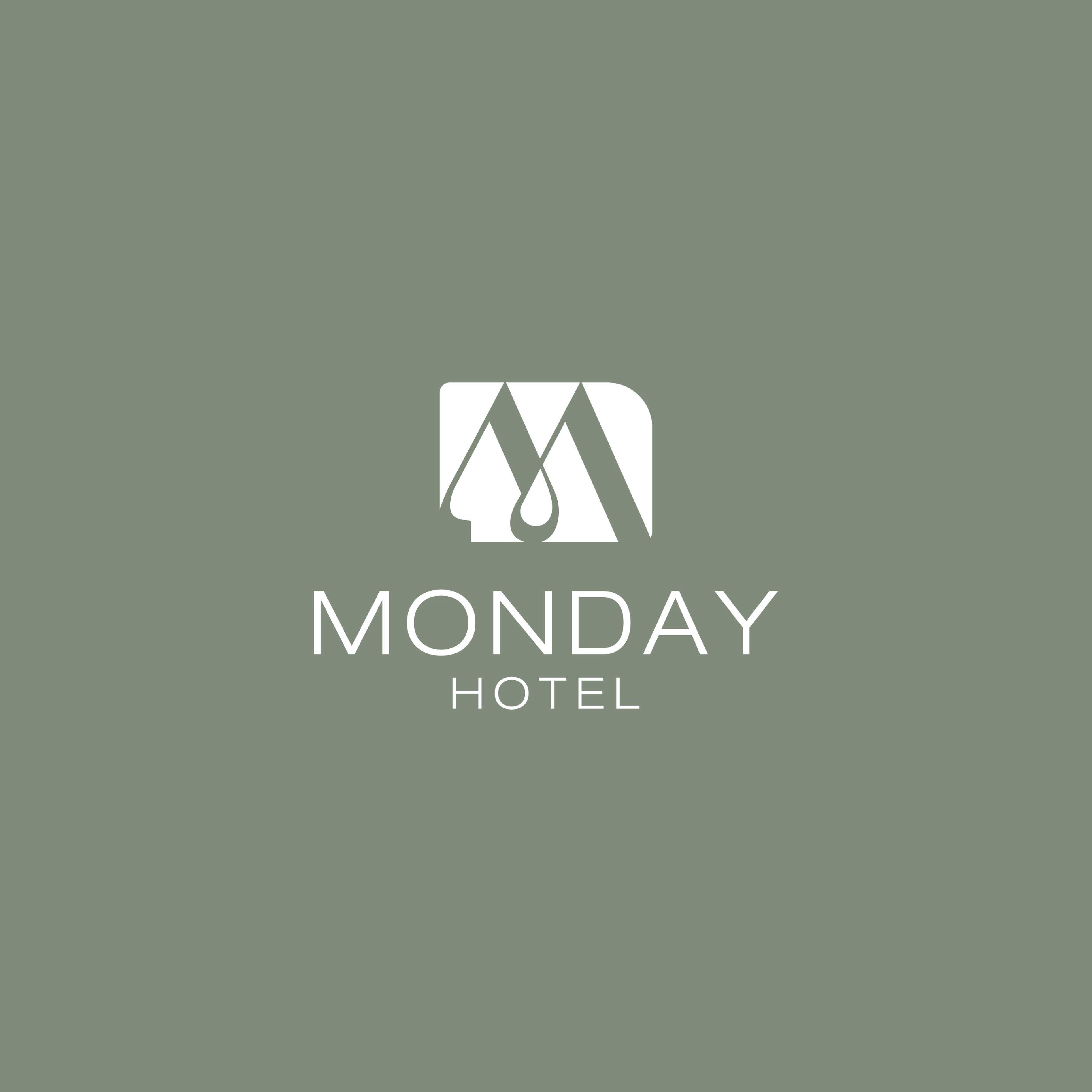 Hotel Monday