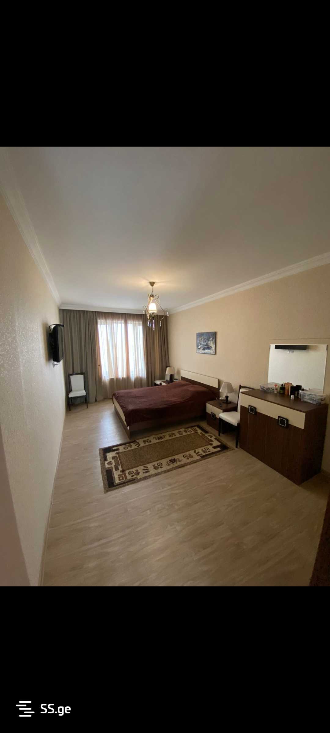 8 Room Private House For Sale view 12