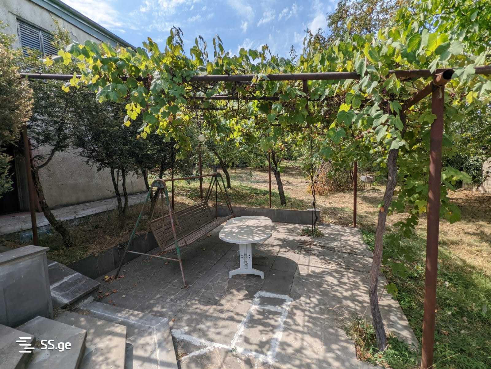 6 Room Summer Cottage For Rent. Tabakhmela view 11