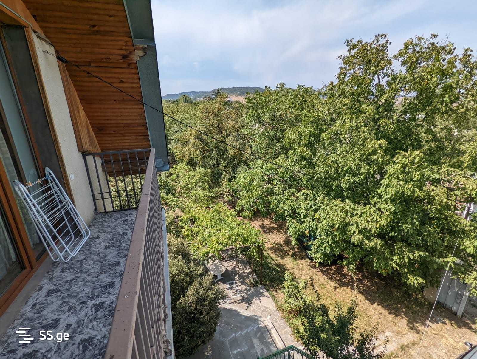 6 Room Summer Cottage For Rent. Tabakhmela view 10