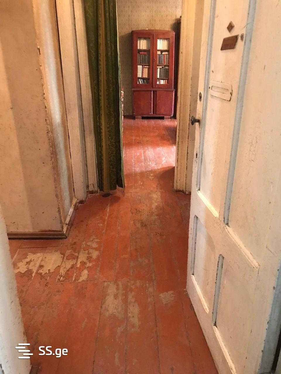 4 Room Flat For Sale view 8