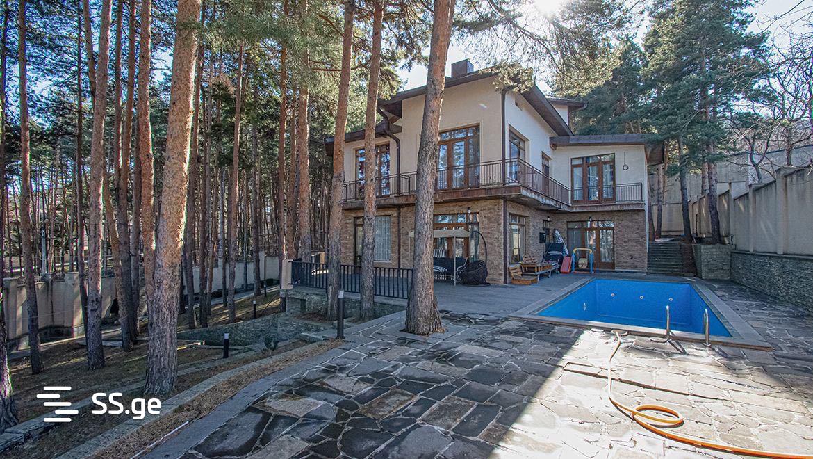 8 Room Summer Cottage For Sale view 1