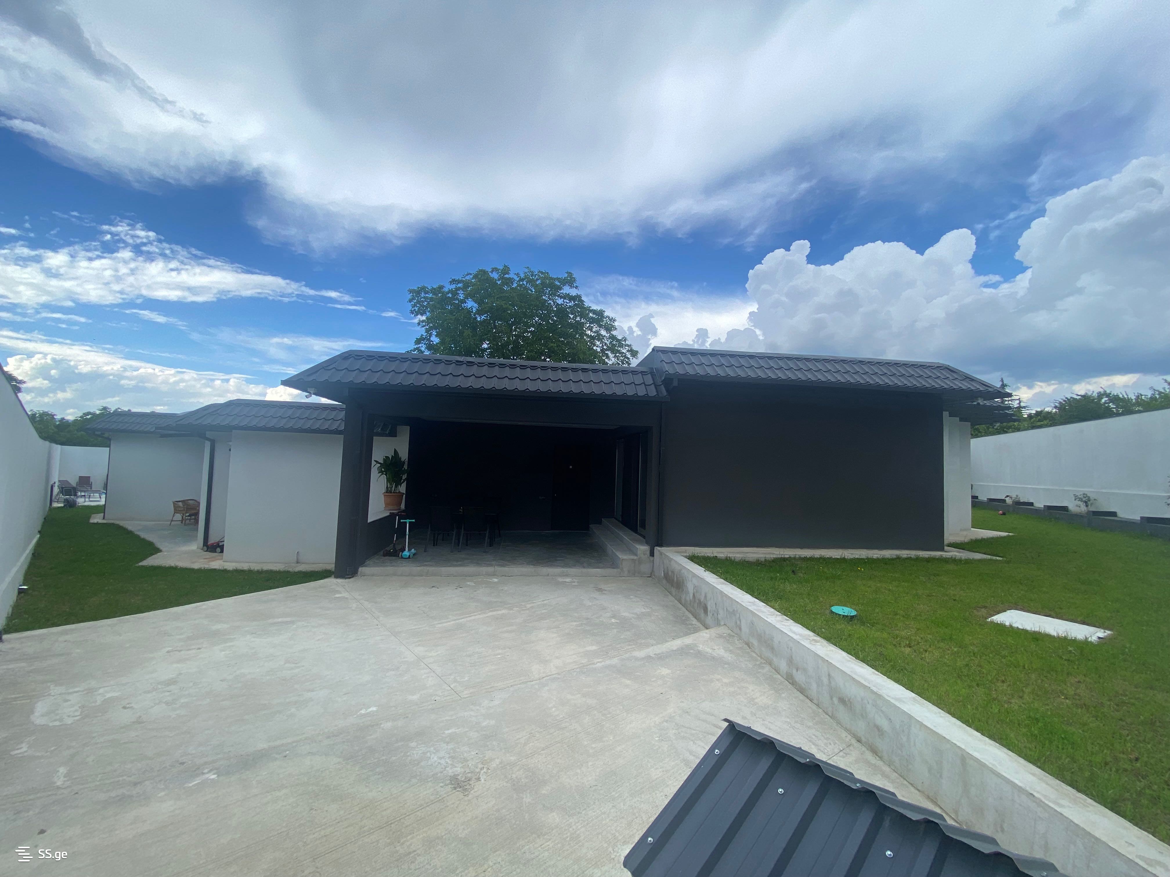 10 Room Private House For Sale, 2 of 4