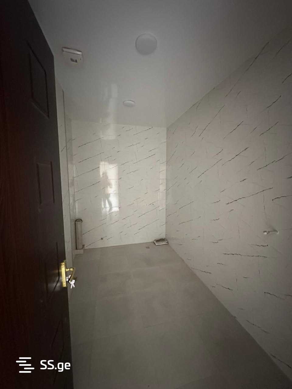 4 room Flat For Sale. Batumi - Aanzicht 6