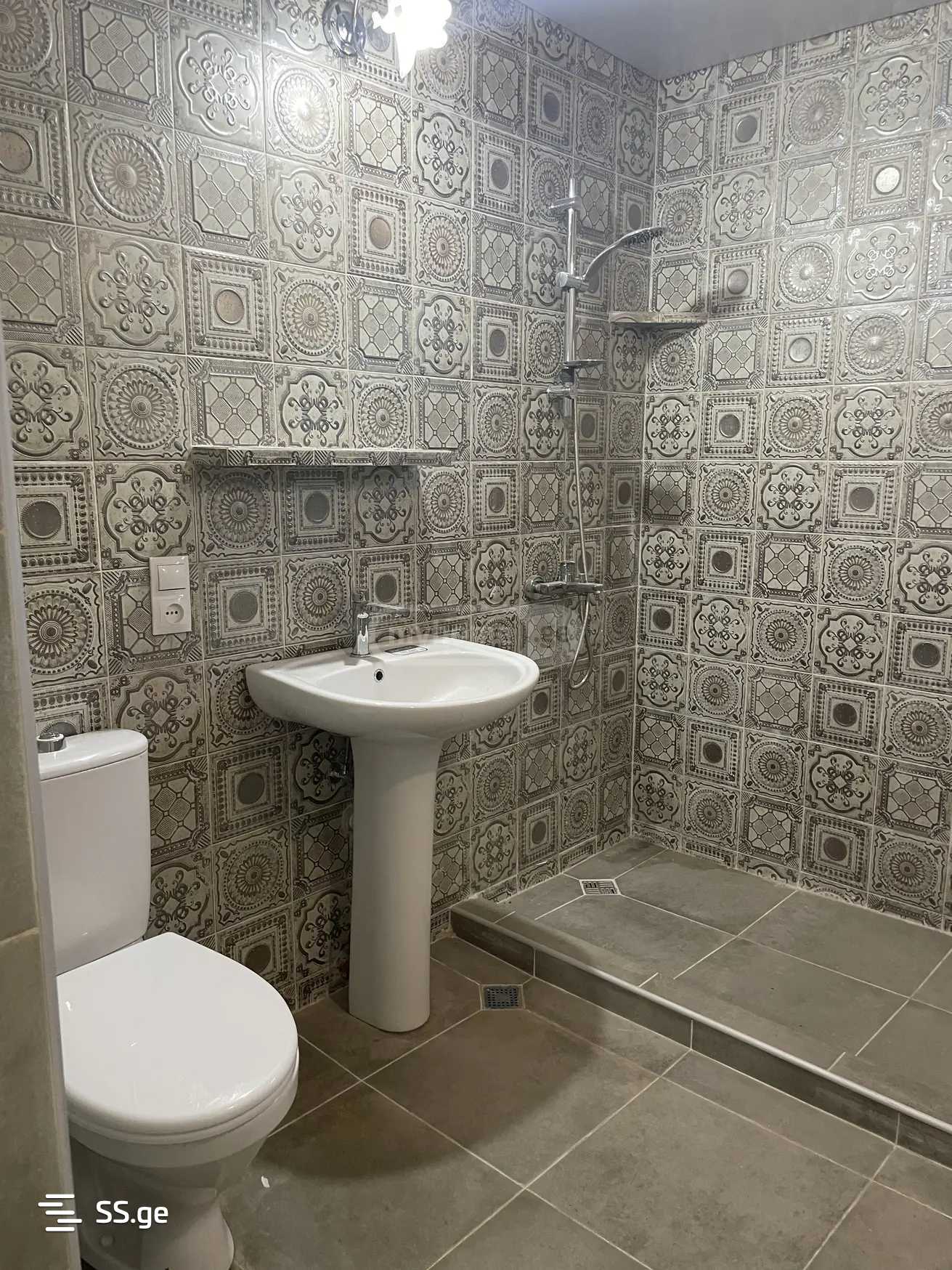 6 Room Private House For Rent. Mukhattskaro view 11
