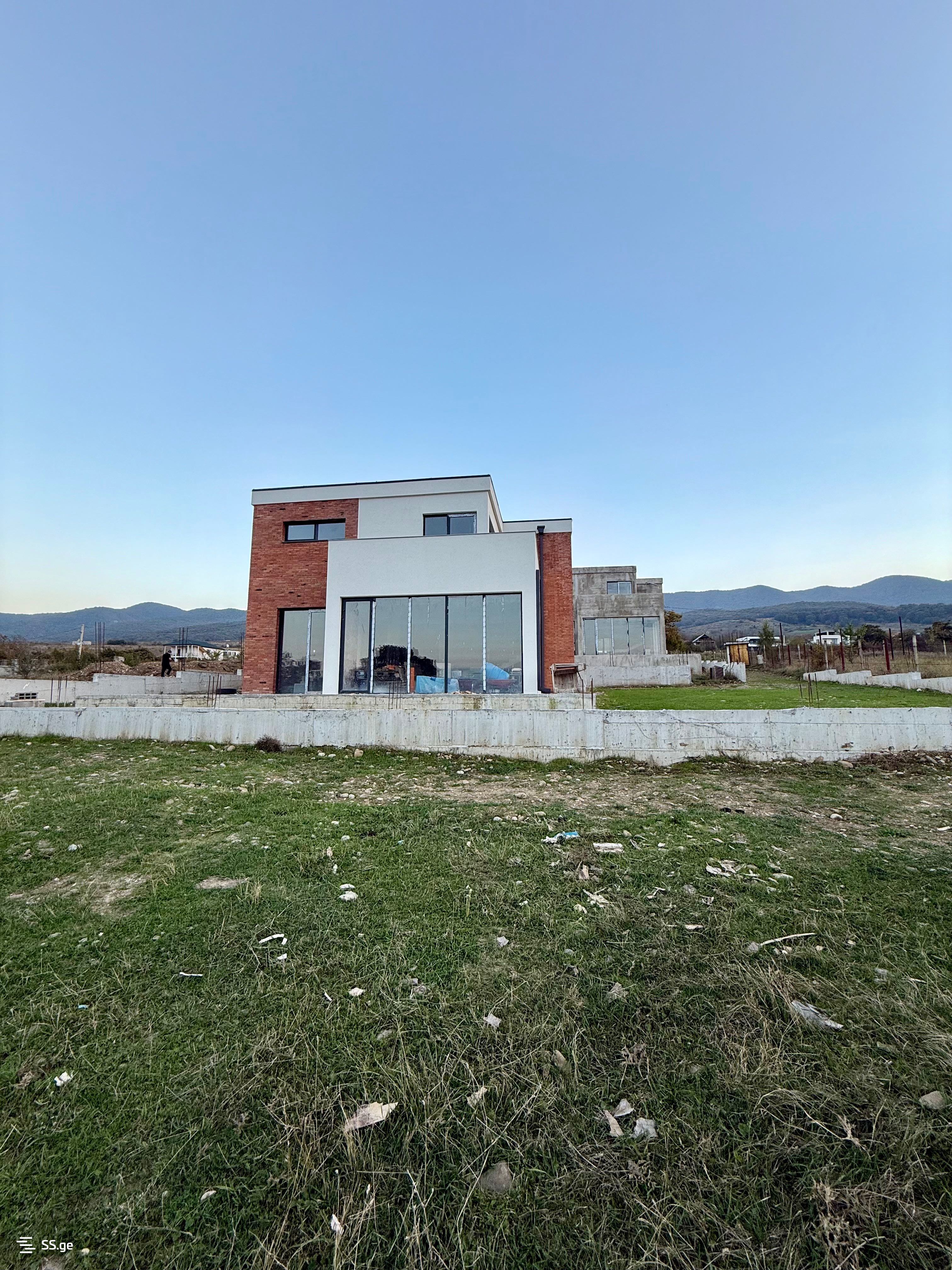 5 Room Private House For Sale view 7