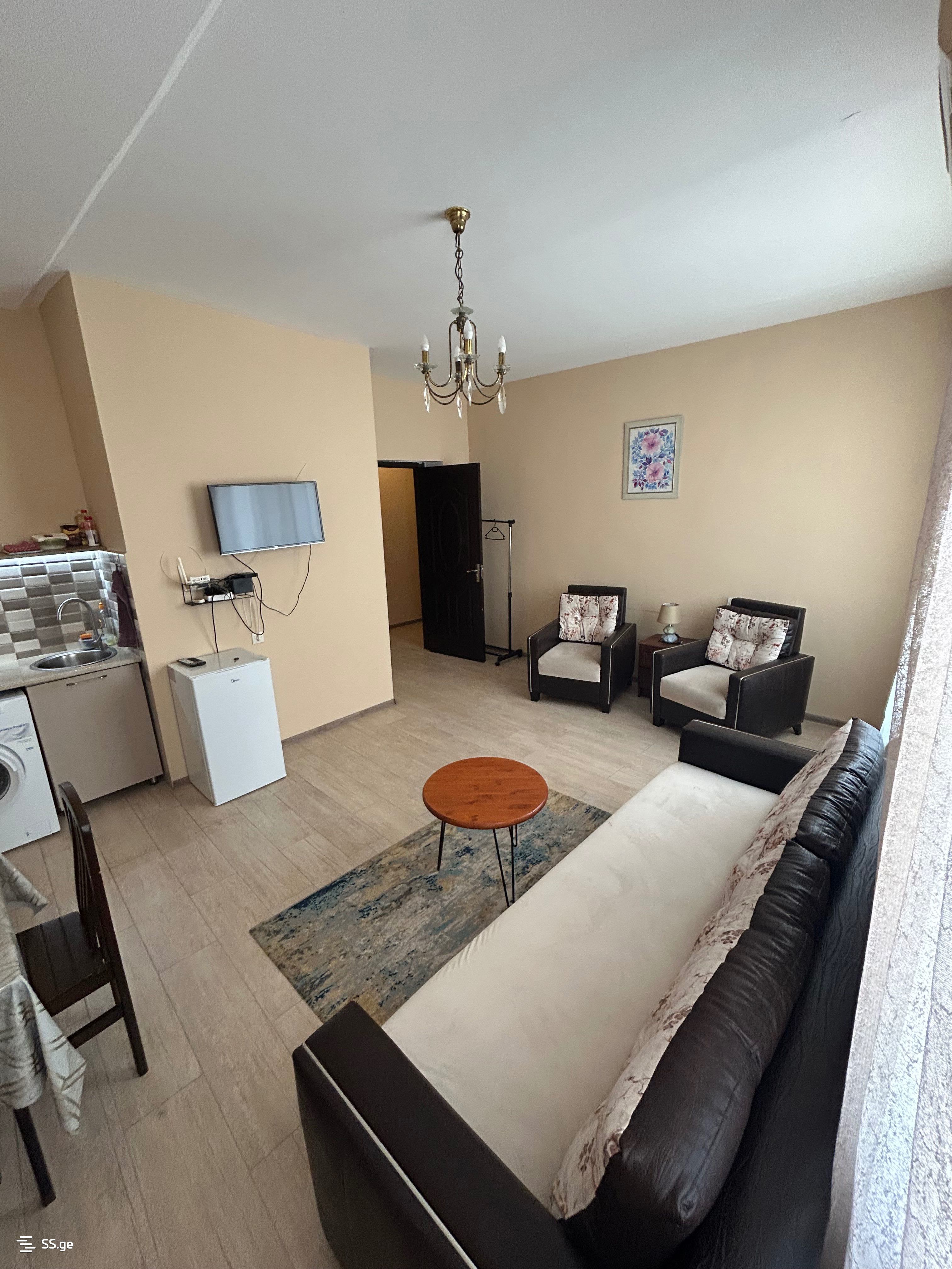 2 Room Flat Daily Rent. Tskaltubo view 5