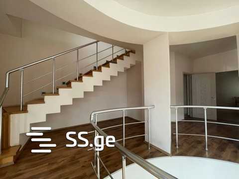 10 Room Private House For Sale view 5